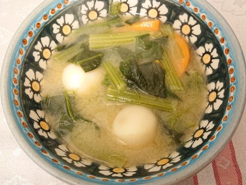 里芋入り⭐ほうれん草と人参の味噌汁